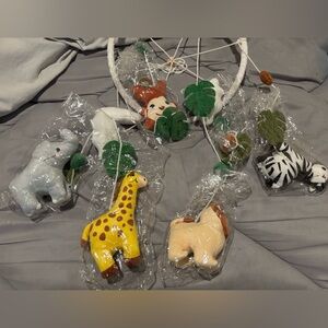 Animal design baby mobile